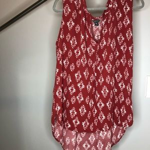 Eddie Bauer red and white blouse